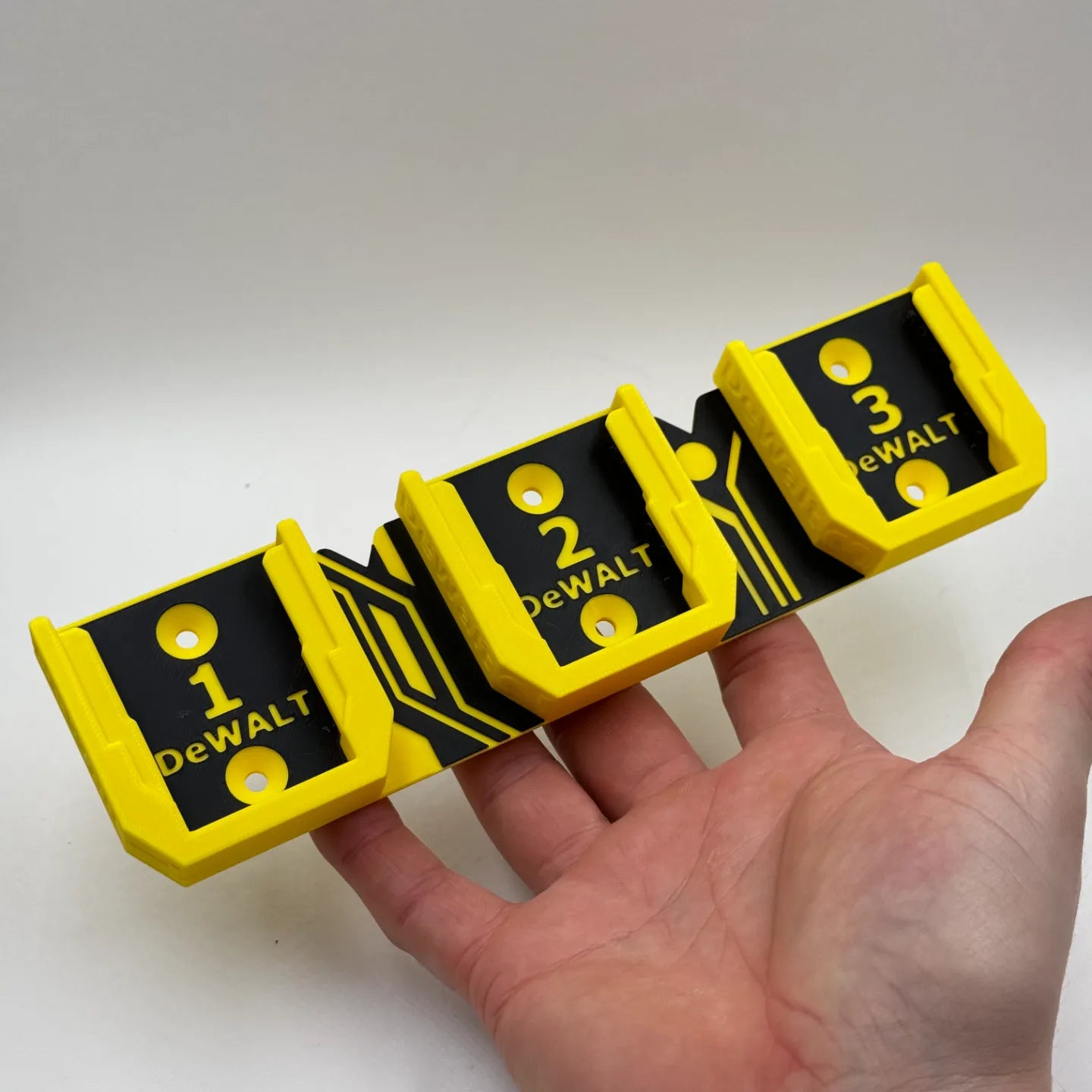 Βάση Τοίχου για Μπαταρίες DeWalt 20V