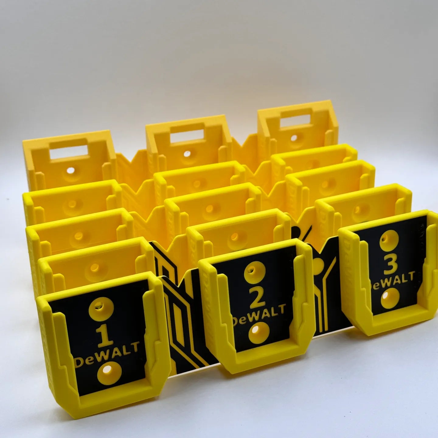 Βάση Τοίχου για Μπαταρίες DeWalt 20V