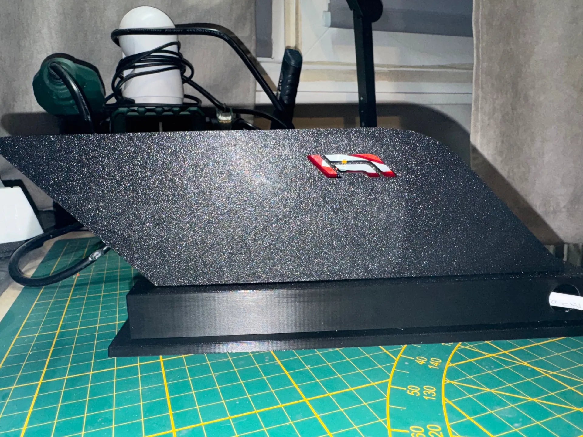 Formula 1 F1 φωτιζόμενο λογότυπο επιτραπέζιο