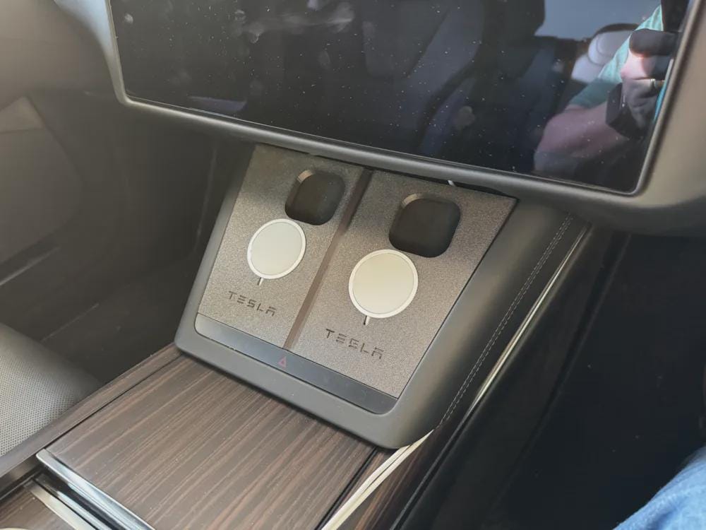 Tesla Model S 2021+ Refresh – Διπλός Προσαρμογέας MagSafe – 3D Εκτυπωμένη Βάση Φόρτισης