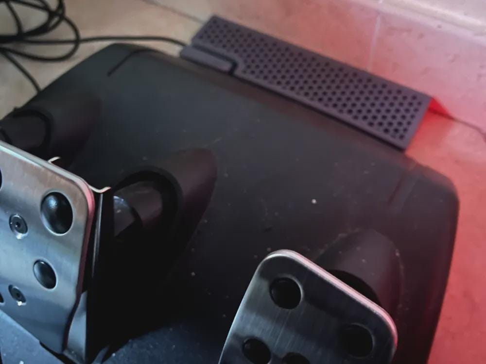 Αποστάτης Τοίχου για Πετάλια Logitech | 3D Εκτυπωμένο Αξεσουάρ Sim Racing