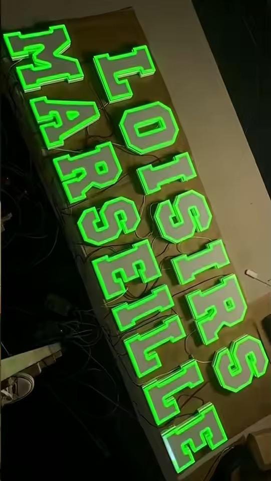 Custom 3D LED Επιχειρηματική Πινακίδα – Φωτιζόμενο Λογότυπο Τοίχου για Καταστήματα & Γραφεία